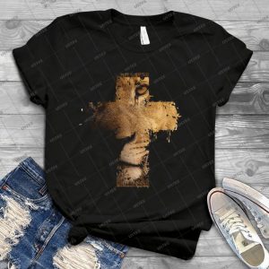 Lion Cross Christian - Best Unisex Trending Handmade T-shirt Gift Idea For Men T-shirt For Woman
