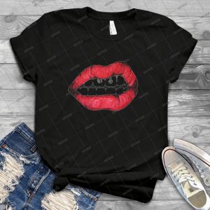 Lips And Smiley Piercing 31 - Vintage Men's Shirt Tshirt For Women Classic Handmade Shirt Retro Graphic Tee