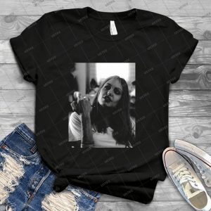 Lisa Rowe 31 - Trending Shirt For Women Vintage Retro Tee For Men Kid's T-Shirt Handmade Shirt
