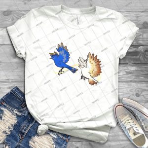 Love Birds - Gift Idea Shirt For Men Tee For Women Classic Retro Vintage Graphic T-Shirt