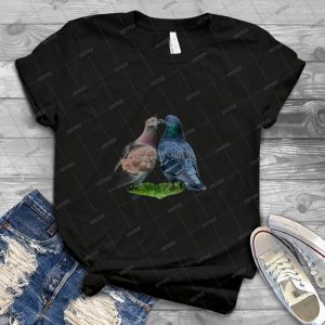 Love Story-Or The Tale Of The Kissing Pigeons - Best Unisex Trending Handmade T-shirt Gift Idea For Men T-shirt For Woman