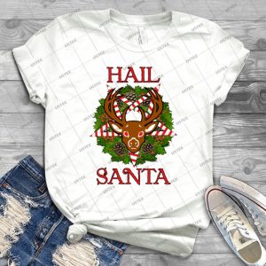 Mad Reindeer - Gift Idea Shirt For Men Tee For Women Classic Retro Vintage Graphic T-Shirt