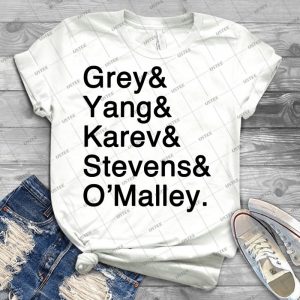 Magic Interns - Best Unisex Trending Handmade T-shirt Gift Idea For Men T-shirt For Woman