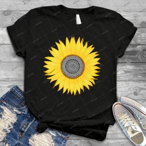 Mandala Sunflower 35 - Vintage Men's Shirt Tshirt For Women Classic Handmade Shirt Retro Graphic Tee