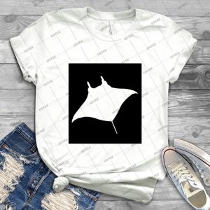 Manta Print - Gift Idea Shirt For Men Tee For Women Classic Retro Vintage Graphic T-Shirt