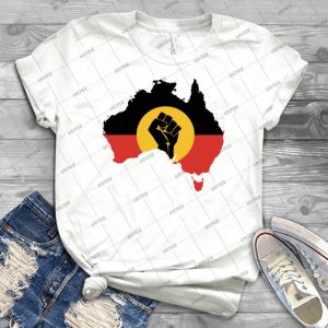 Map Aboriginal Australians - Gift Idea Shirt For Men Tee For Women Classic Retro Vintage Graphic T-Shirt
