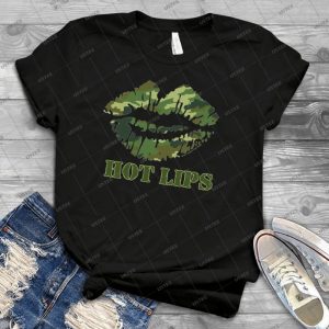 Mash Hot Lips - Best Unisex Trending Handmade T-shirt Gift Idea For Men T-shirt For Woman