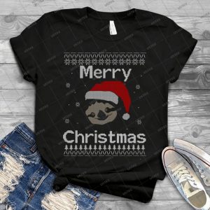 Merry Sloth Christmas-Ugly Sweater - Gift Idea Shirt For Men Tee For Women Classic Retro Vintage Graphic T-Shirt