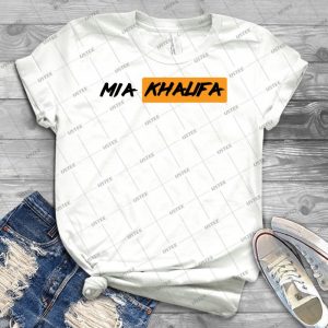 Mia Khalifa - Vintage Men's Shirt Tshirt For Women Classic Handmade Shirt Retro Graphic Tee