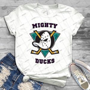 Mighty Ducks - Gift Idea Shirt For Men Tee For Women Classic Retro Vintage Graphic T-Shirt