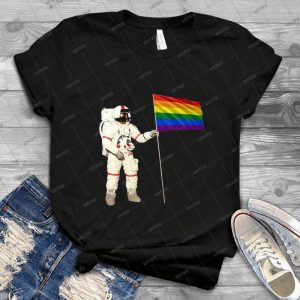 Moon Landing Pride - Gift Idea Shirt For Men Tee For Women Classic Retro Vintage Graphic T-Shirt