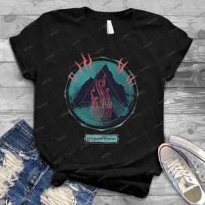 Mountain Of Madness 95 - Vintage Men's Shirt Tshirt For Women Classic Handmade Shirt Retro Graphic Tee