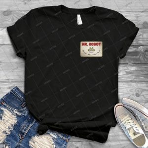 Mr- Robot Patch - Gift Idea Shirt For Men Tee For Women Classic Retro Vintage Graphic T-Shirt