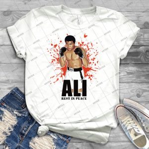 Muhamed Ali Rest In Peace - Gift Idea Shirt For Men Tee For Women Classic Retro Vintage Graphic T-Shirt