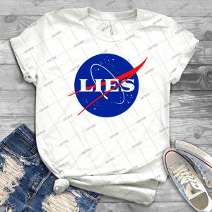 Nasa Lies Logo - Gift Idea Shirt For Men Tee For Women Classic Retro Vintage Graphic T-Shirt