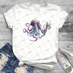 Octopus T Shirt - Gift Idea Shirt For Men Tee For Women Classic Retro Vintage Graphic T-Shirt