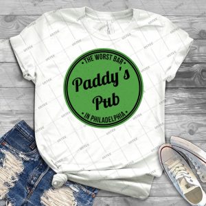Paddy S Pub - Gift Idea Shirt For Men Tee For Women Classic Retro Vintage Graphic T-Shirt
