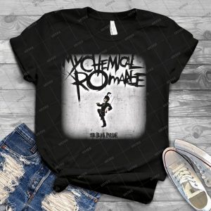 Parade Romance Black Chemical My Segar - Best Unisex Trending Handmade T-shirt Gift Idea For Men T-shirt For Woman