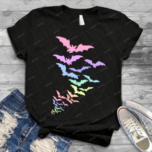 Pastel Bats - Gift Idea Shirt For Men Tee For Women Classic Retro Vintage Graphic T-Shirt