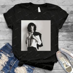 Patti Smith 24 - Best Unisex Trending Handmade T-shirt Gift Idea For Men T-shirt For Woman