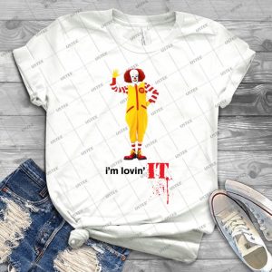 Pennywise Lovin It - Gift Idea Shirt For Men Tee For Women Classic Retro Vintage Graphic T-Shirt