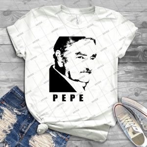 Pepe Mujica - Gift Idea Shirt For Men Tee For Women Classic Retro Vintage Graphic T-Shirt