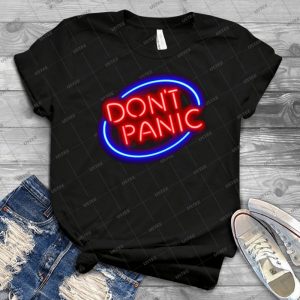 Per Anhalter - &Quot;Nicht Panik&Quot; Leuchtreklame 73 - Vintage Men's Shirt Tshirt For Women Classic Handmade Shirt Retro Graphic Tee