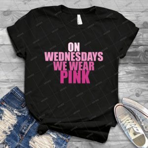 Pink T Shirt - Gift Idea Shirt For Men Tee For Women Classic Retro Vintage Graphic T-Shirt