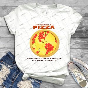Pizza Globe - Gift Idea Shirt For Men Tee For Women Classic Retro Vintage Graphic T-Shirt