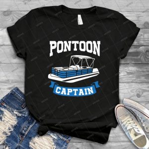 Pontoon Captain Family Boat - Gift Idea Shirt For Men Tee For Women Classic Retro Vintage Graphic T-Shirt