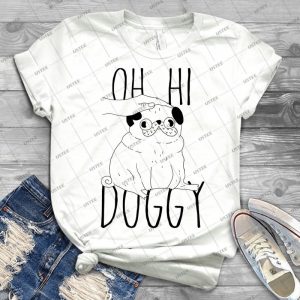 Pug Snug - Gift Idea Shirt For Men Tee For Women Classic Retro Vintage Graphic T-Shirt