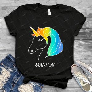Rainbow Unicorn - Gift Idea Shirt For Men Tee For Women Classic Retro Vintage Graphic T-Shirt