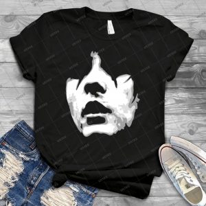 Saez T Shirt 55 - Gift Idea Shirt For Men Tee For Women Classic Retro Vintage Graphic T-Shirt