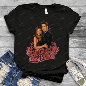 She Got Off The Plane - Vintage Men's Shirt Tshirt For Women Classic Handmade Shirt Retro Graphic Tee