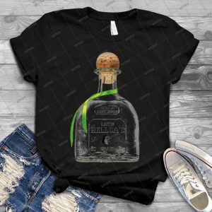 Shot Of Lita Marez - Vintage Men's Shirt Tshirt For Women Classic Handmade Shirt Retro Graphic Tee