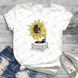 Singing In The Sun 97 - Vintage Men's Shirt Tshirt For Women Classic Handmade Shirt Retro Graphic Tee