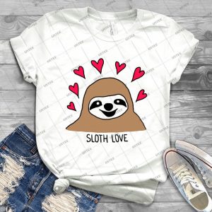 Sloth Love - Shirt 96 - Gift Idea Shirt For Men Tee For Women Classic Retro Vintage Graphic T-Shirt