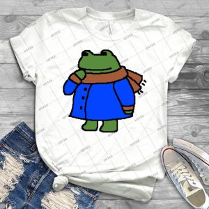 Small Pepe - Gift Idea Shirt For Men Tee For Women Classic Retro Vintage Graphic T-Shirt