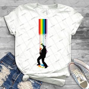 Somewhere Over The Rainbow-Someone S Getting Wet - Best Unisex Trending Handmade T-shirt Gift Idea For Men T-shirt For Woman