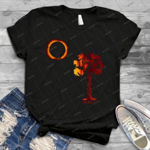 South Carolina Solar Eclipse 2017 - Gift Idea Shirt For Men Tee For Women Classic Retro Vintage Graphic T-Shirt