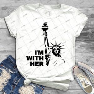 Statue Of Liberty-I M With Her - Best Unisex Trending Handmade T-shirt Gift Idea For Men T-shirt For Woman