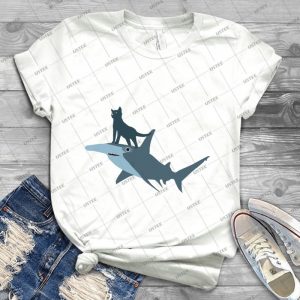 The Kitten And The Shark - Best Unisex Trending Handmade T-shirt Gift Idea For Men T-shirt For Woman