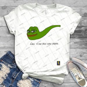 This Is Not A Pepe - Gift Idea Shirt For Men Tee For Women Classic Retro Vintage Graphic T-Shirt