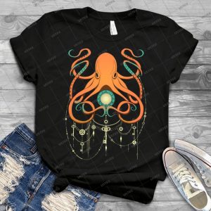 Timeless Octopus-Orange - Gift Idea Shirt For Men Tee For Women Classic Retro Vintage Graphic T-Shirt