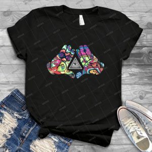 Trippy Illuminati Hands Diamond - Best Unisex Trending Handmade T-shirt Gift Idea For Men T-shirt For Woman