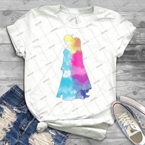 Two Princesses Watercolor Silhouette - Gift Idea Shirt For Men Tee For Women Classic Retro Vintage Graphic T-Shirt