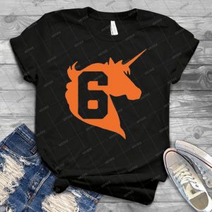 Unicorn Design-New York - Orange - - Gift Idea Shirt For Men Tee For Women Classic Retro Vintage Graphic T-Shirt