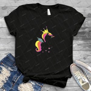 Unicorn Queens Are Born In August - Best Unisex Trending Handmade T-shirt Gift Idea For Men T-shirt For Woman
