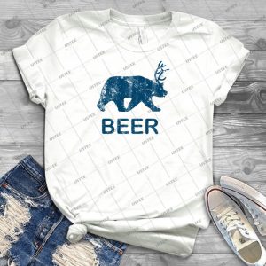 Vintage Beer Bear Deer - Gift Idea Shirt For Men Tee For Women Classic Retro Vintage Graphic T-Shirt