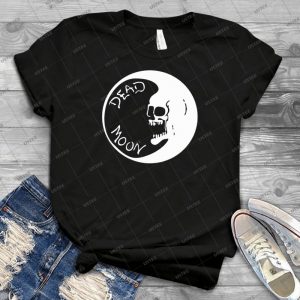 Vintage Dead Moon - Gift Idea Shirt For Men Tee For Women Classic Retro Vintage Graphic T-Shirt